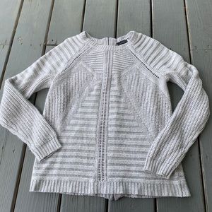 Loose knit breathable geometric light grey sweater